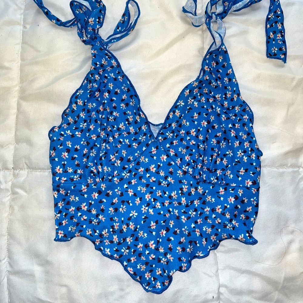 Blue Floral Cropped Top